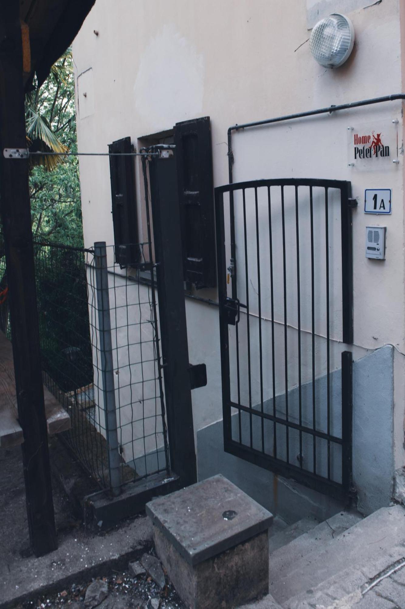 Home Peterpan, B&B Direttamente Sulla Piazza Casal Fiumanese 외부 사진